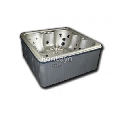 Whirlpool Monte Carlo  5 Personen mit LED und Wasserfall